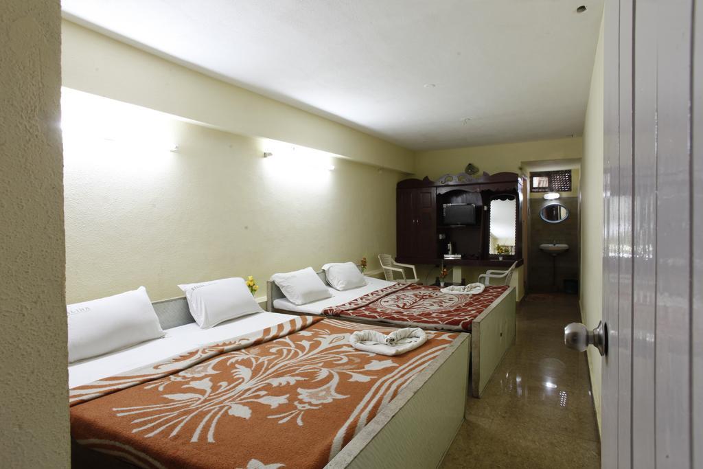 Hotel Saliha International Kodaikanal Exterior photo
